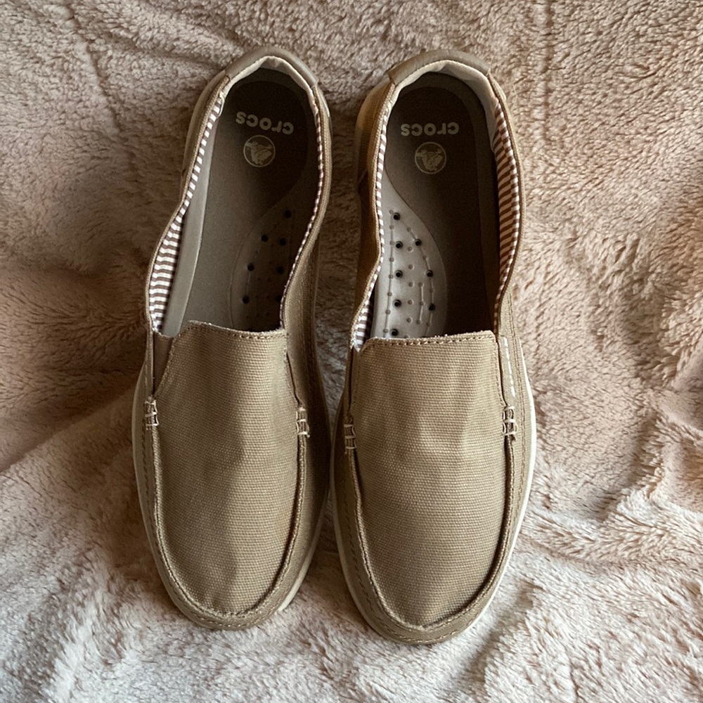 Crocs Walu canvas loafers size women’s 11 color tan